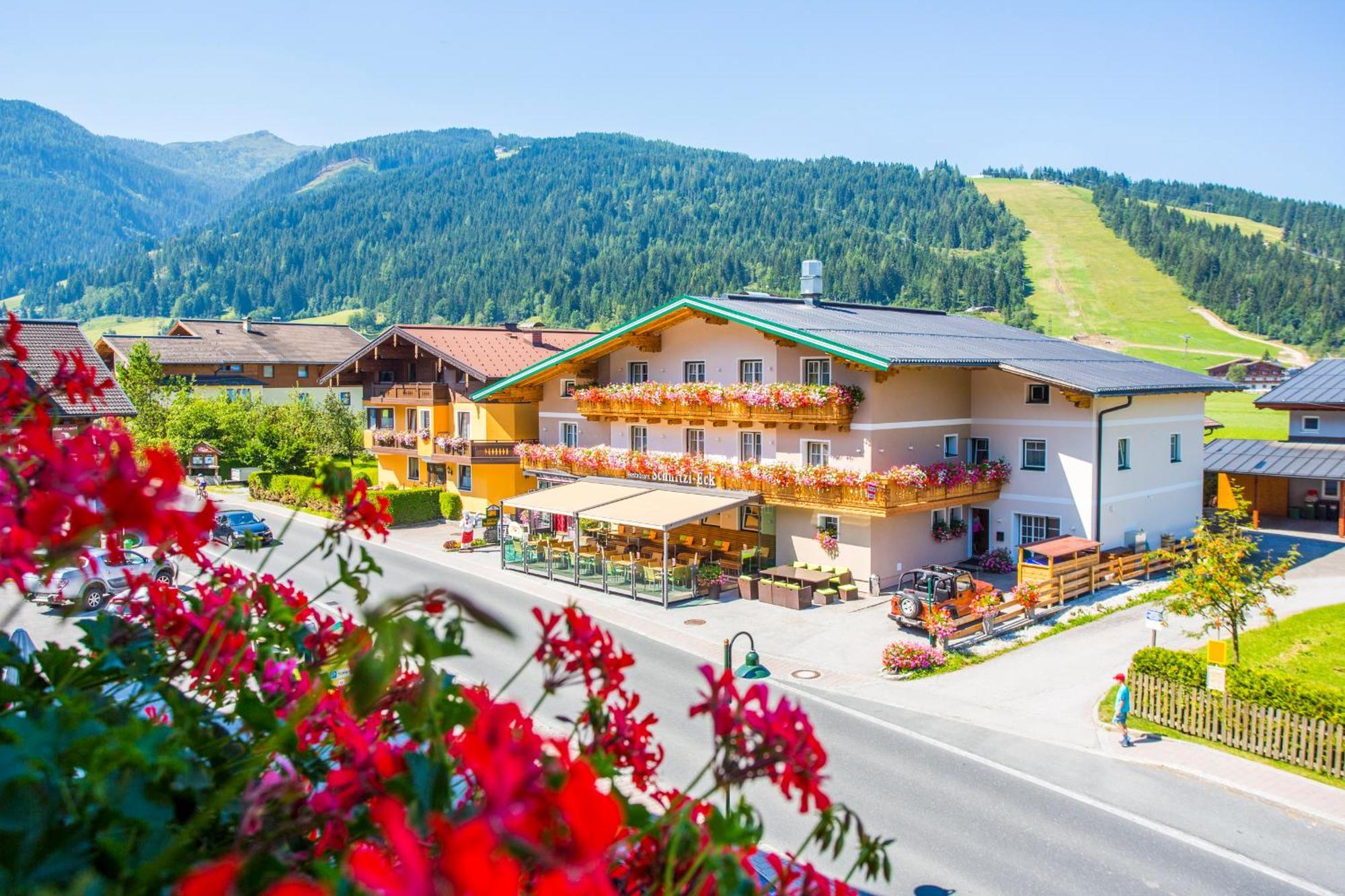 Hotel Schnitzl-Eck Flachau Exterior foto